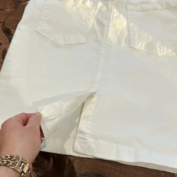 G.H.Bass white denim mini skirt - Picture 9 of 9